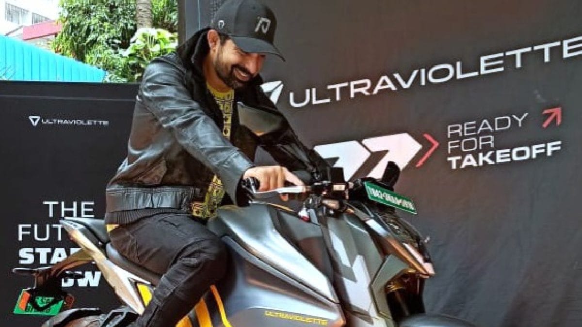 Televison Host Rannvijay Singha Becomes Proud Owner of Limited Edition Ultraviolette F77