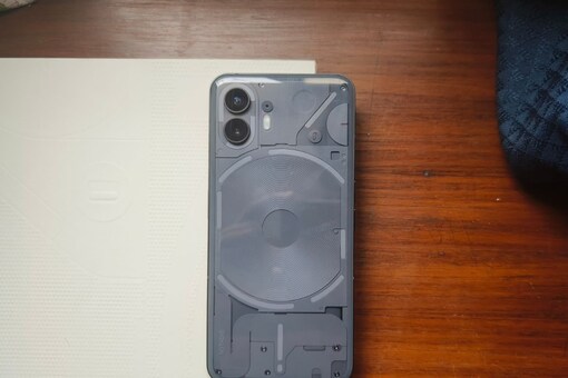 Nothing Phone 2 has the same transparent design but with new glyph interface
