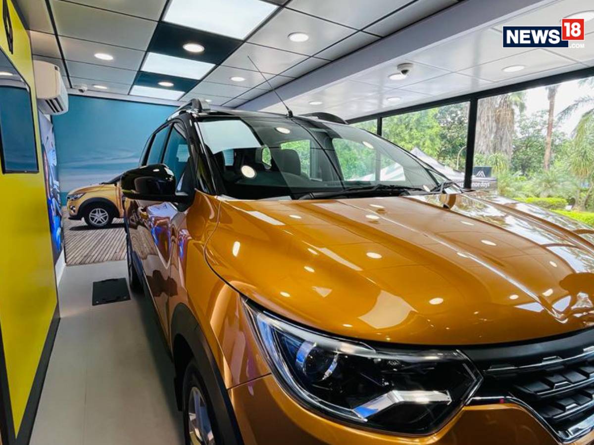 Renault Showroom on Wheels