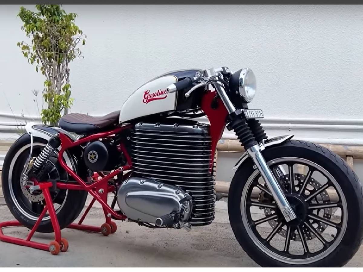 Royal Enfield Bullet electric mini motorcycle - Video