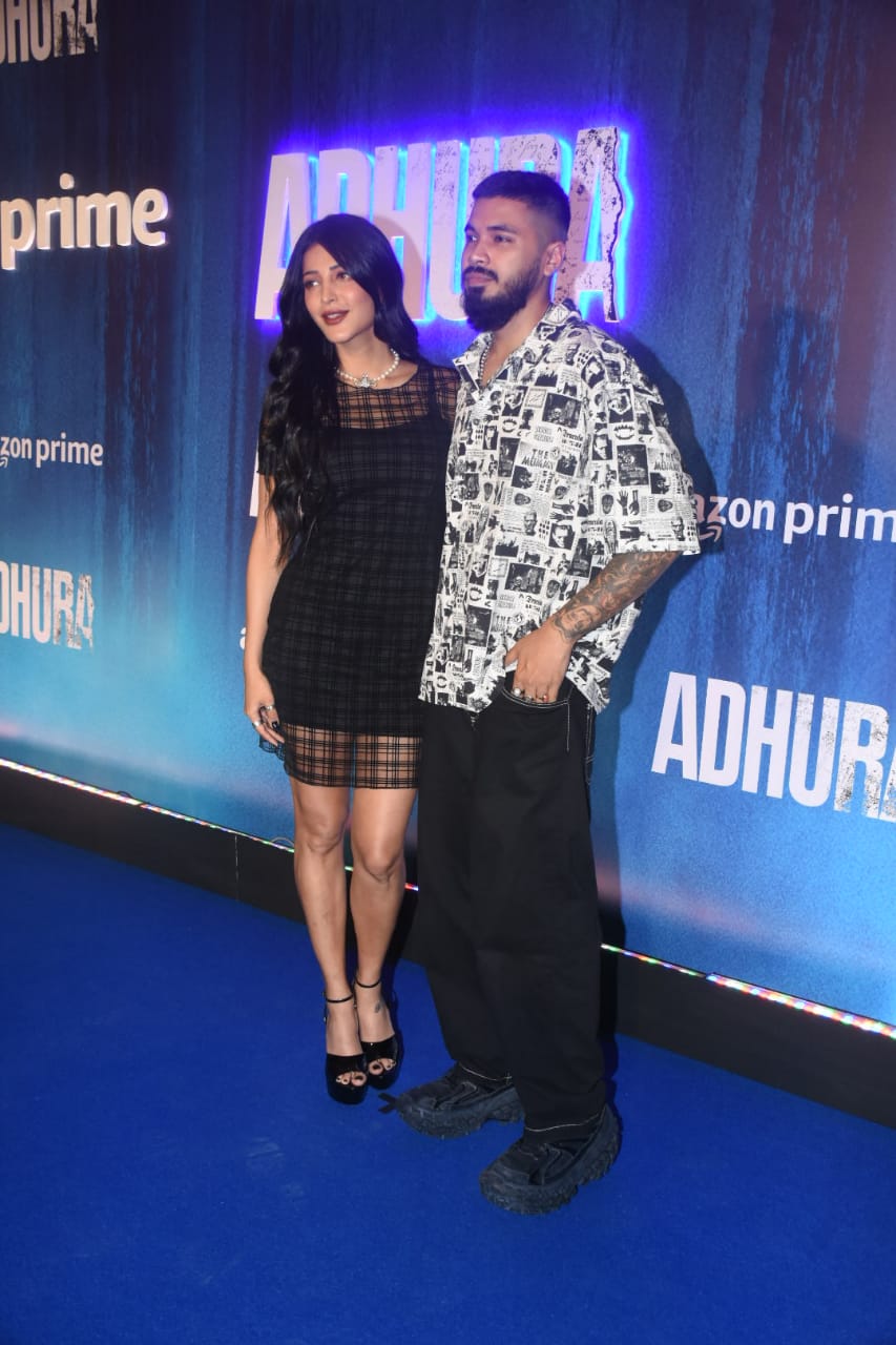 Shruti Haasan and her boyfriend Santanu Hazarika seen at the screening of Adhura. (Image: Viral Bhayani) Shruti Haasan and her boyfriend Santanu Hazarika seen at the screening of Adhura.