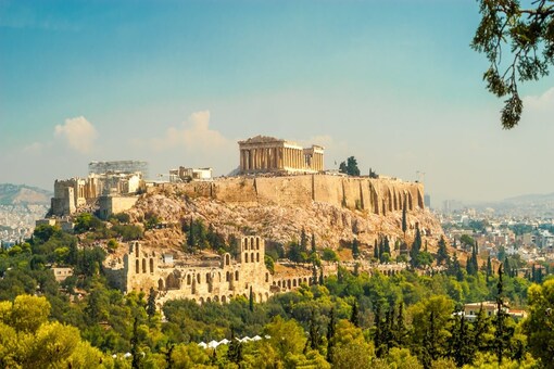 The high-pressure anticyclone coming from the south was named after the three-headed dog in ancient Greek mythology who guarded the gates to the underworld. (Photo: Shutterstock)