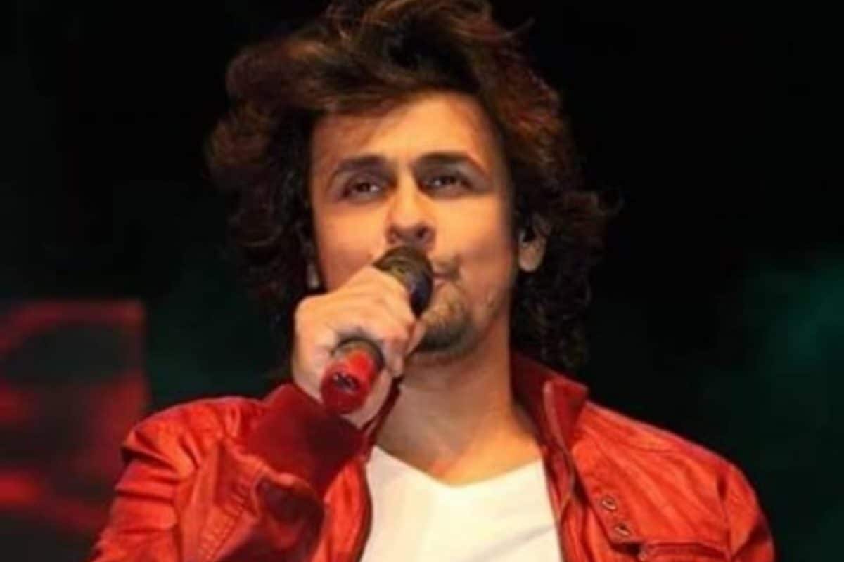 Sonu Nigam's life in danger, security beefed up after death threats from  fundamentalist group – India TV