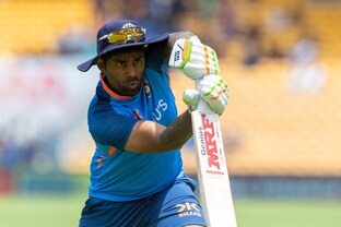 'Suryakumar Yadav Can be a Good Option for No 4 or 5': Ex-India Pacer Backs SKY for 2023 ODI World Cup