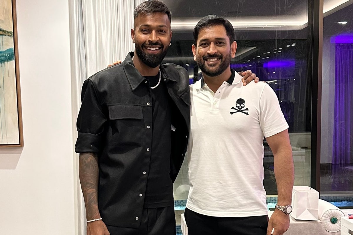 MS Dhoni's Old Picture With Hardik Pandya Shows The Former Sporting White T- Shirt Worth Rs 18,427 - News18