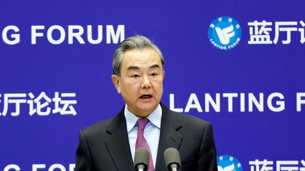 Chinese Foreign Minister Wang Yi Tells Henry Kissinger 'Impossible to Contain' China - Vimarsana News