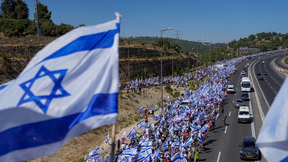 Israeli Protest: Thousands March into Jerusalem Against PM Benjamin Netanyahu’s Legal Overhaul – News18