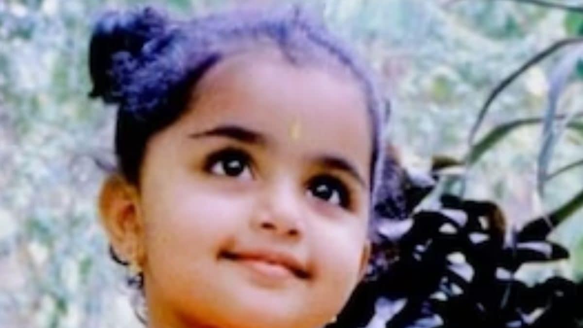 Can You Guess This Famous Actress From Her Childhood Pic? | Movies News