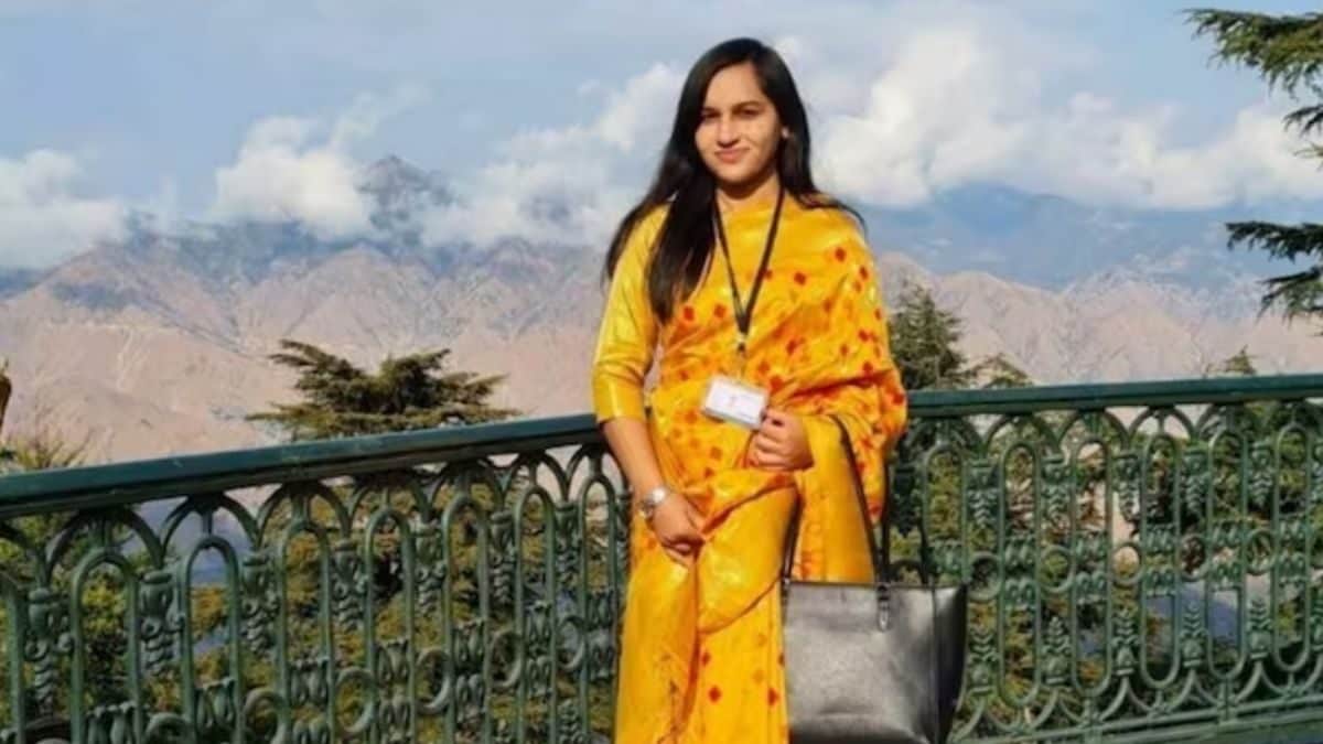 IAS Madhumita, Who Stayed Away From Home For 5 Years, Clears UPSC With AIR 86 – News18