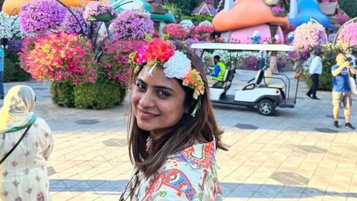 Deepika Das Lives A Fairytale Dream In Her Dubai Trip; Take A Look - Vimarsana News