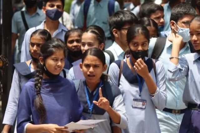 HS: ‘Equal weightage for all semesters...’ will be effective from 2025-26 HS: ‘Equal weightage for all semesters...’ will be effective from 2025-26