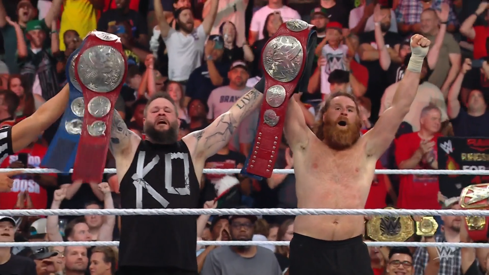  Kevin Owens &amp; Sami Zayn defeated The Judgment Day to retain the Undisputed WWE Tag Team Titles (WWE)