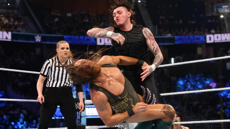  Dominik Mysterio defeated Butch to retain the NXT North American Title (WWE)