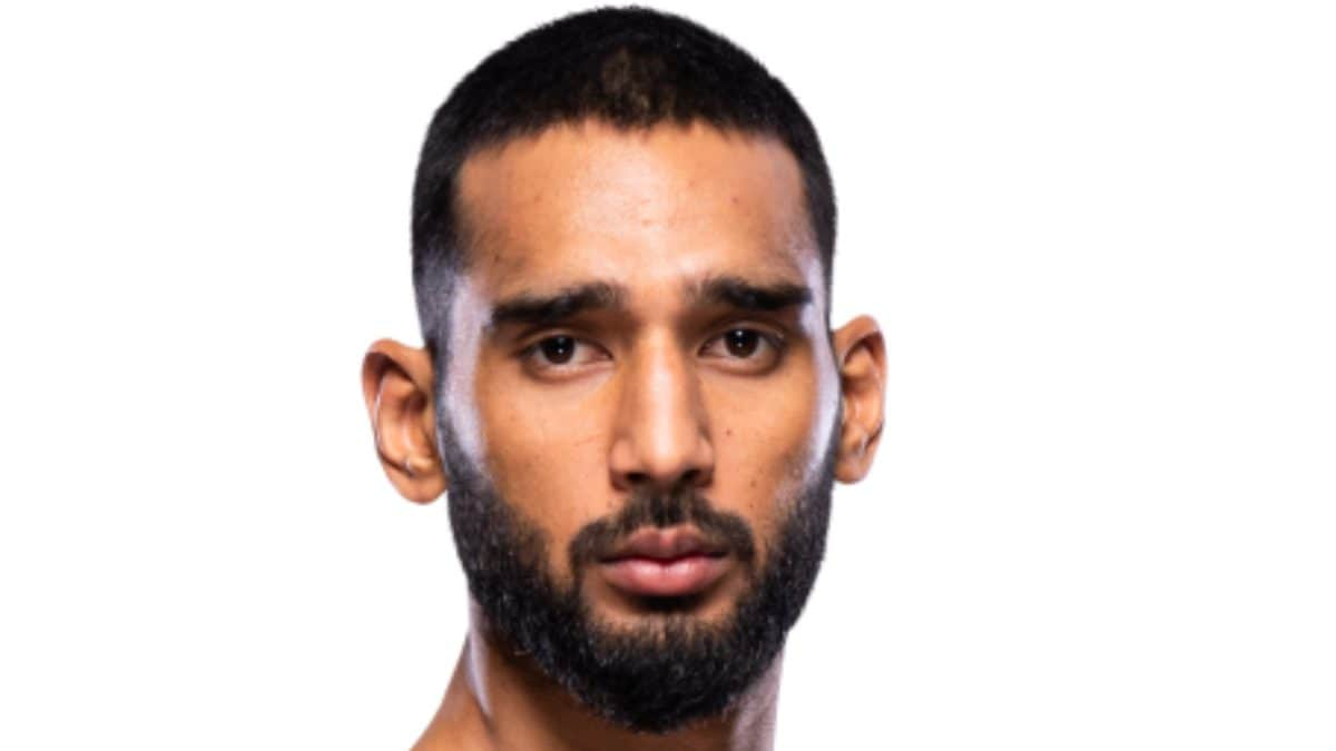 Anshul Jubli - A Tuition Teacher Turned UFC Fighter - News18