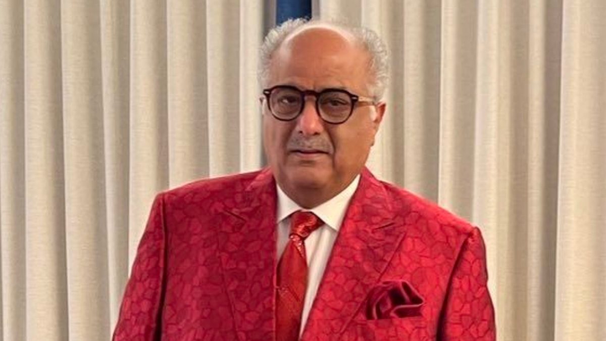 Boney Kapoor Loses His Cool, YELLS At Paparazzi Outside Anil Kapoor's