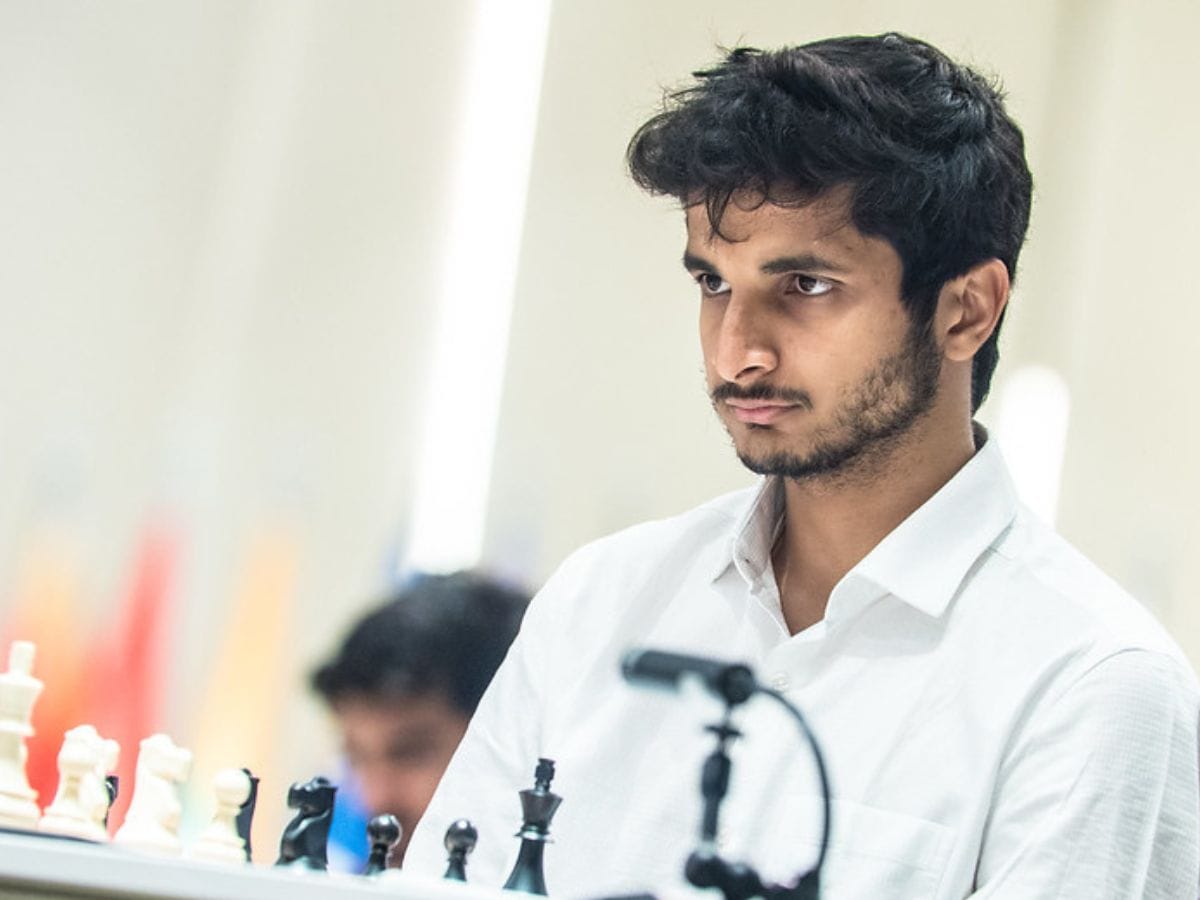 Indian Grandmaster Vidit Gujrathi beat Ian Nepomniachtchi of Russia 2-0 to  enter quarterfinals of FIDE Chess World Cup in Baku, Azerbaijan