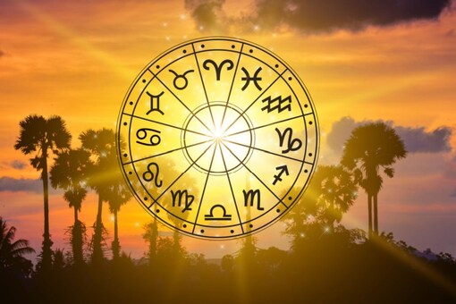 Horoscope Today, September 5, 2023: From Aries to Pisces, Know How Your Day Will Turn Out on Tuesday. (Image: Shutterstock)   
