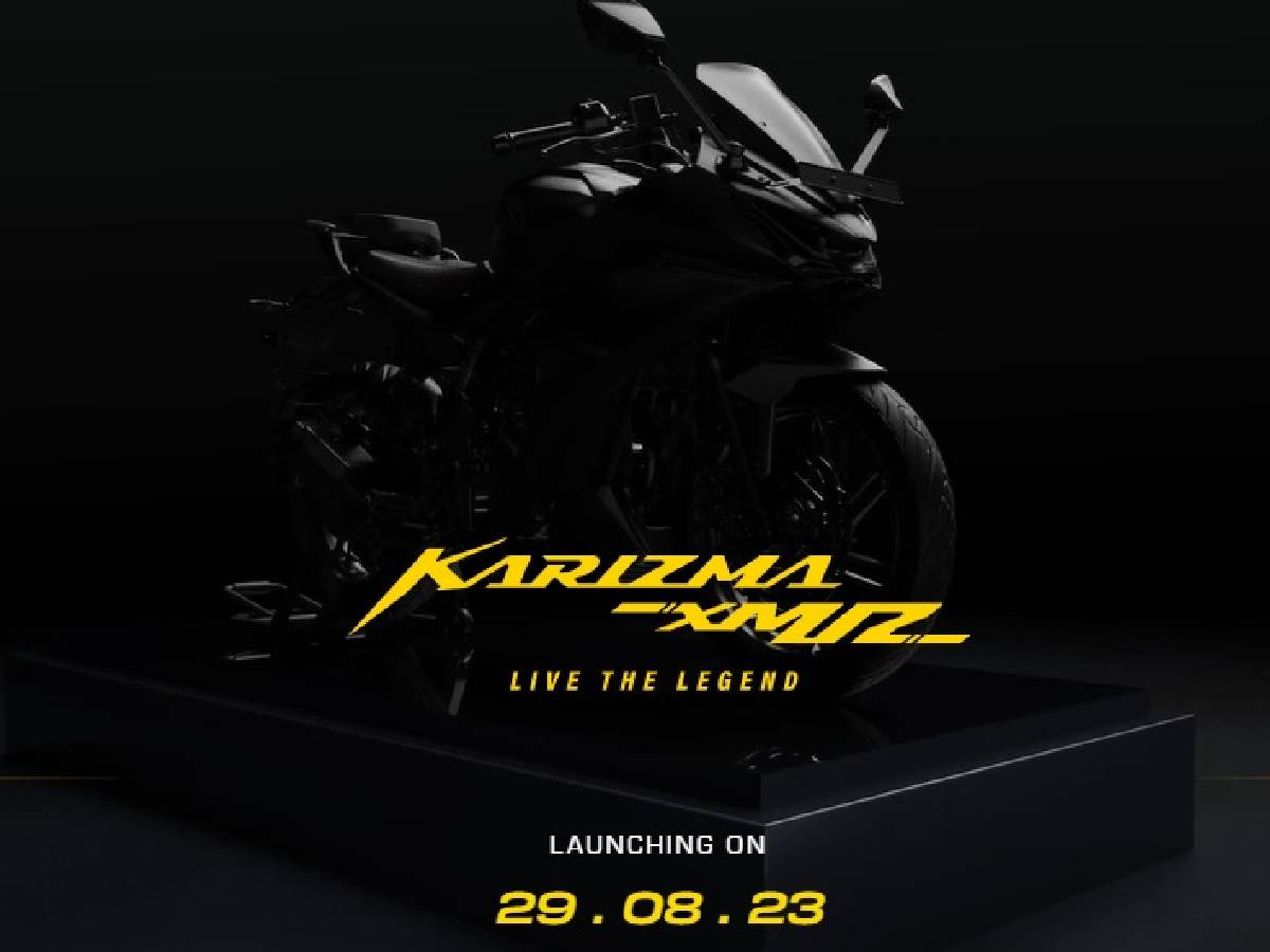 bajaj karizma