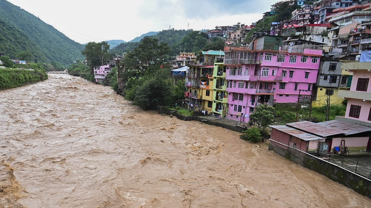 6 Folks Returning After Adi Kailash Go to Useless as Automotive Falls into River; Search Work to Start Right this moment – News18