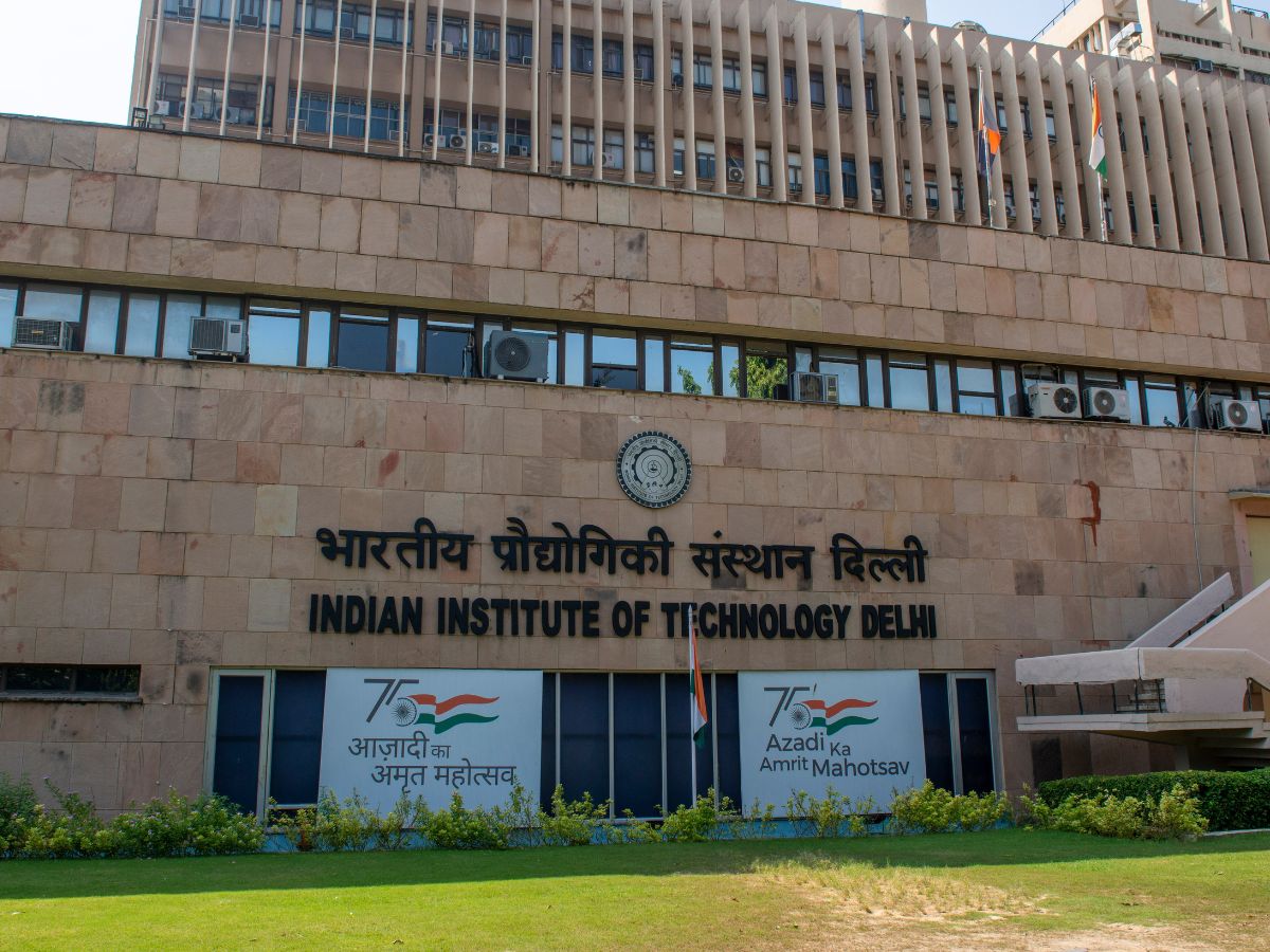 IIT Delhi - Certificate Programme in Digital Marketing