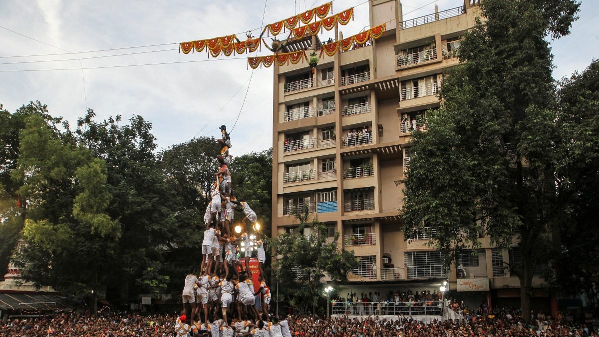 Maharashtra Govt to Hold 'Govinda' Pyramid Formation Competition in Mumbai on August 31 - Vimarsana News