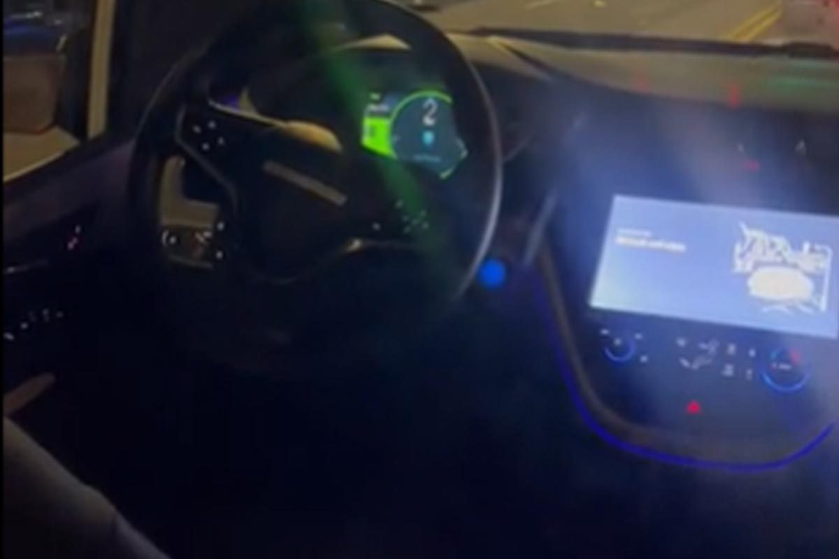 Man’s Uber Ride Looks Straight Out Of Future As Driverless Car Arrives ...