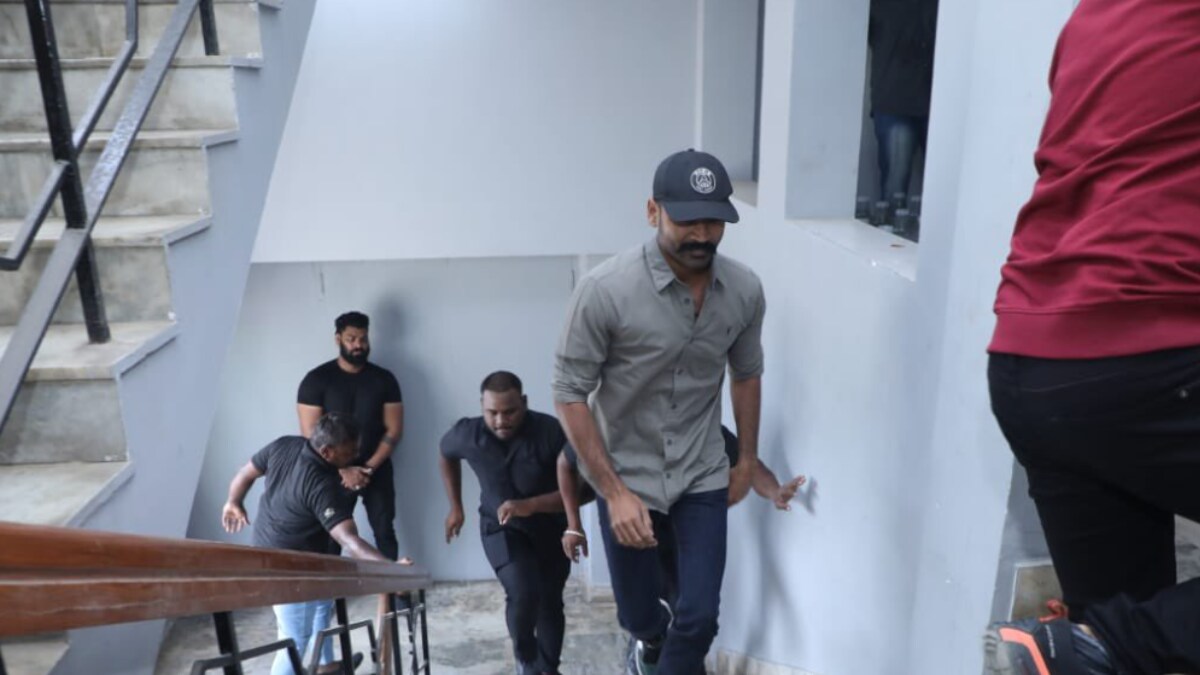 This Was Dhanush's Reaction After Watching Rajnikanth's Jailer In Theatre - Vimarsana News