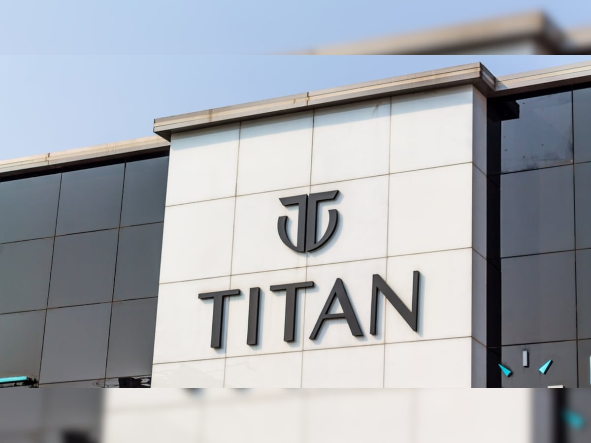 Titan Shares Crack 3% Despite Double Digit Growth in Q3; Should you Buy,  Sell or Hold? - News18