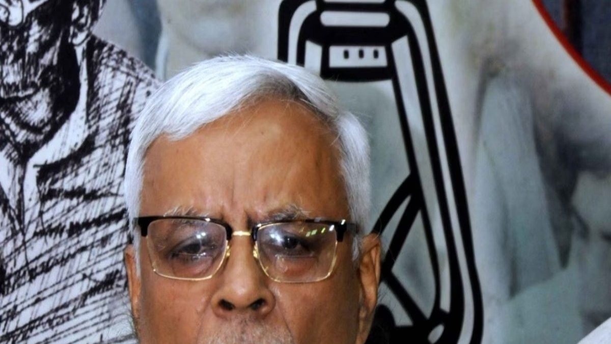 RJD Leader Criticises Congress Leaders’ Presence at Godman’s Congregation – News18