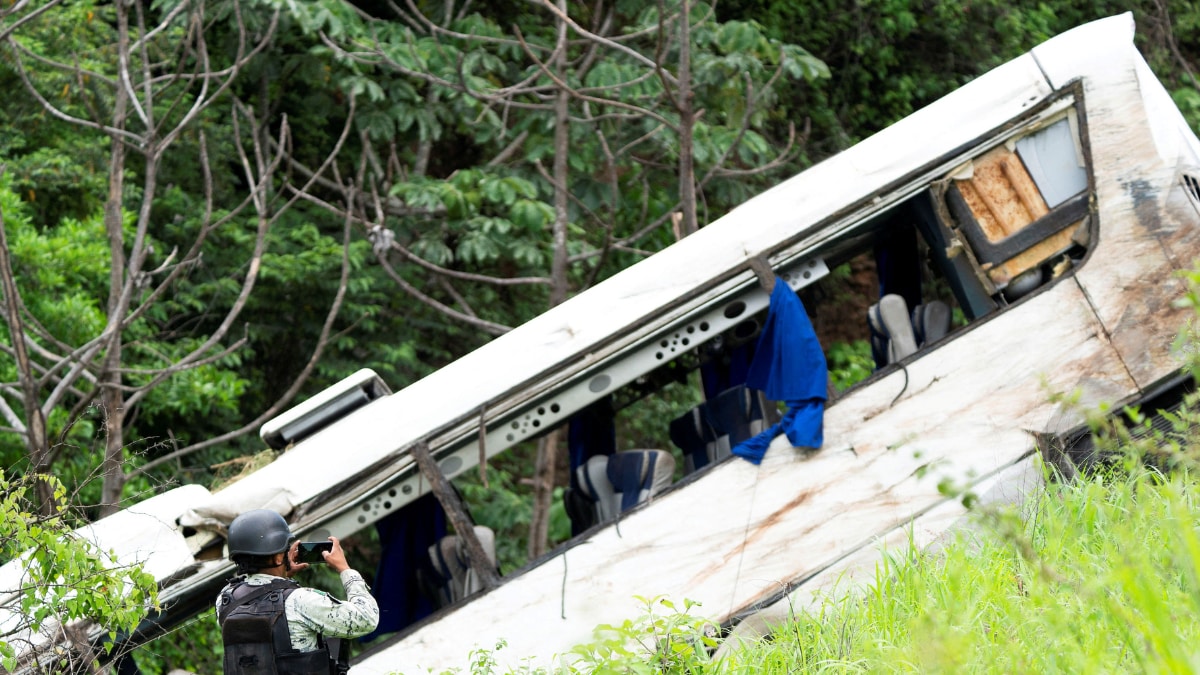 Mexico: Indian Nationals Among Casualties in Highway Bus Accident, 18 Dead - Vimarsana News