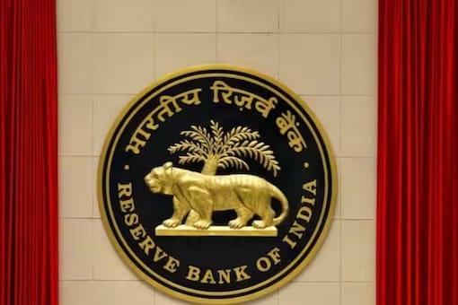 RBI Grade B Recruitment: Selected candidates will draw a starting basic pay of Rs 55,200 per month (File Photo)