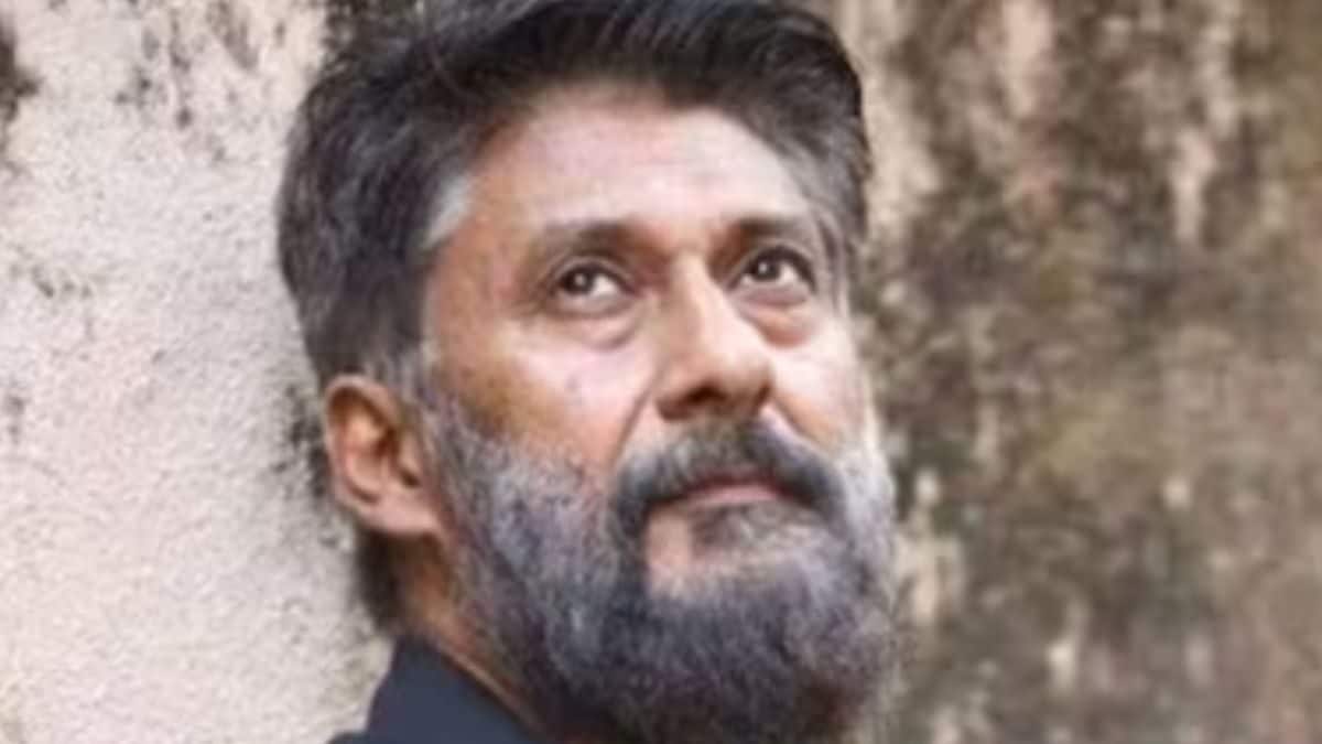 Vivek Agnihotri Says He's 'More Intelligent' Than Bollywood Stars: 'Their Dumbness Was Pulling Me Down' - Vimarsana News