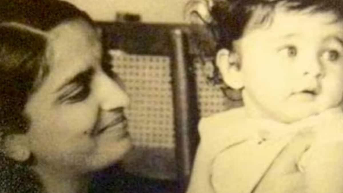 Can You Guess The Actor From This Childhood Photograph? He Shot To Fame With Masoom