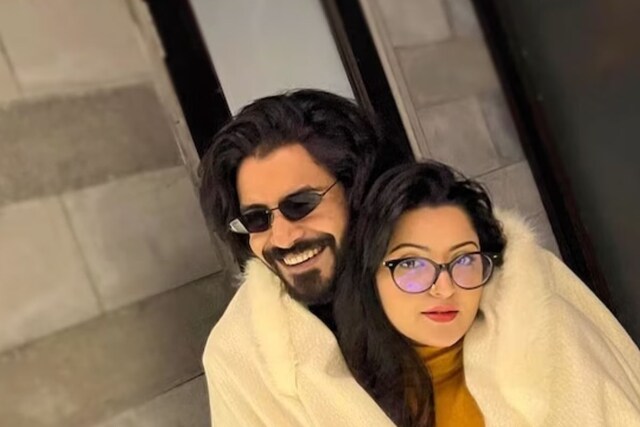 Bangladeshi Couple Pori Moni And Shariful Razz Hospitalised In Critical ...