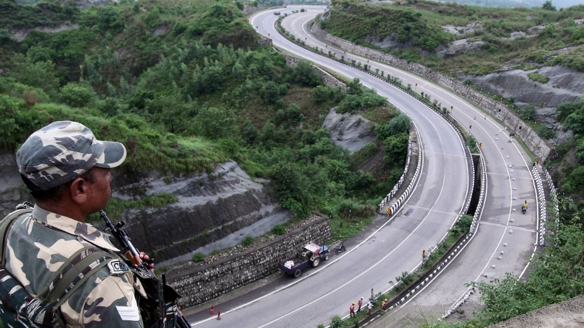 Four Years After Abrogation of Article 370, J&K Third Among States, UTs in Building Roads in 2021-22 Fiscal - Vimarsana News