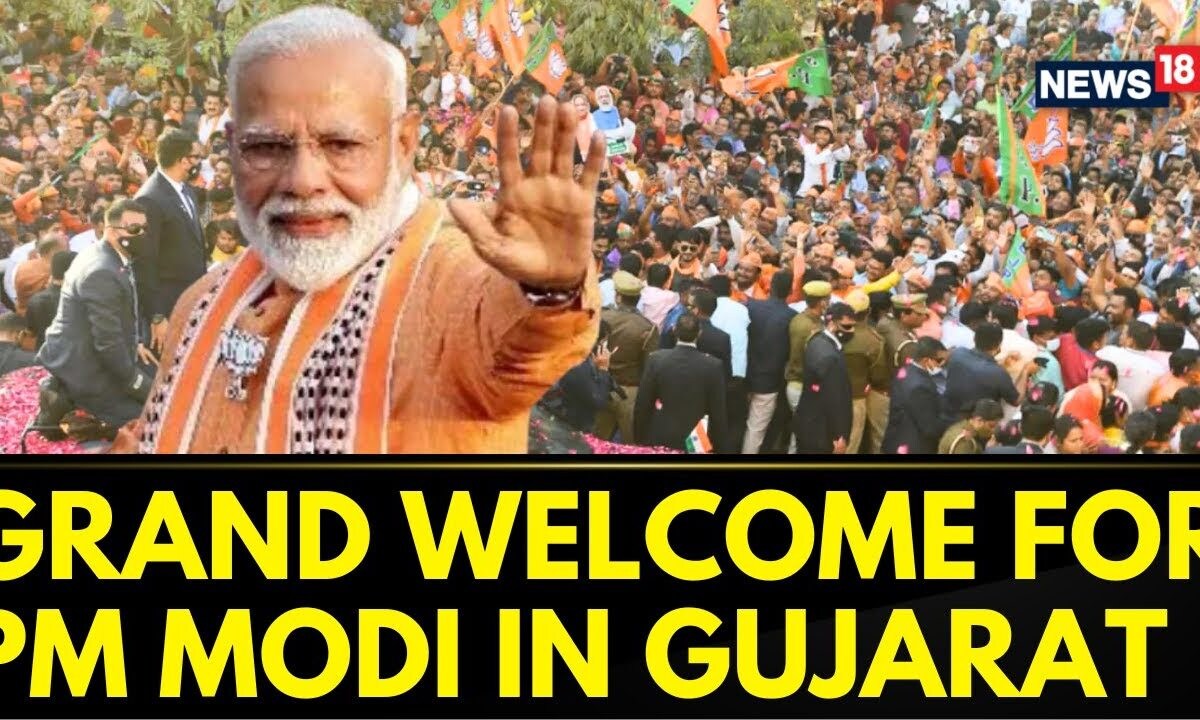 Pm Modi News Pm Holds A Roadshow In Ahmedabad Pm Modi In Gujarat