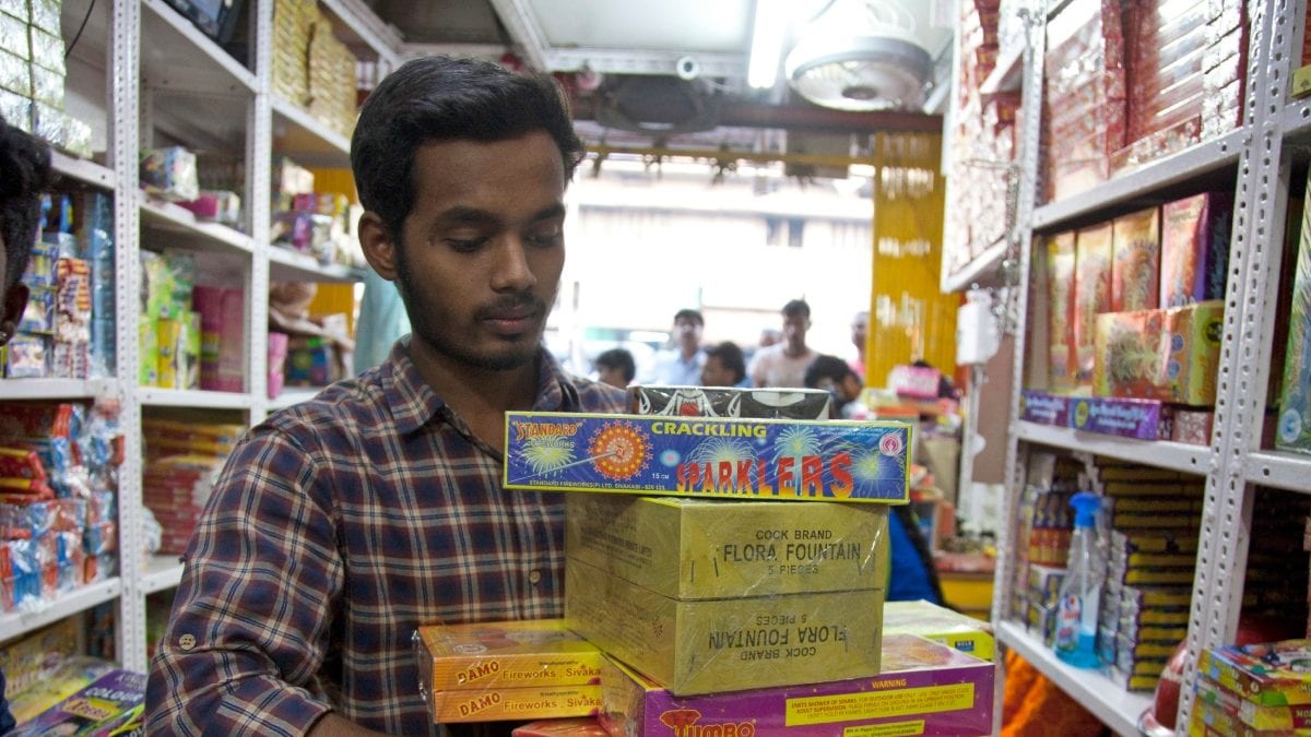 Defusing ‘Diwali Dhamaka’: Delhi Govt Announces Total Ban on Firecrackers as Winter Pollution Threat Nears – News18