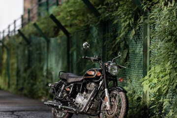 All-New Royal Enfield Bullet 350 Launched in India; Price Starts