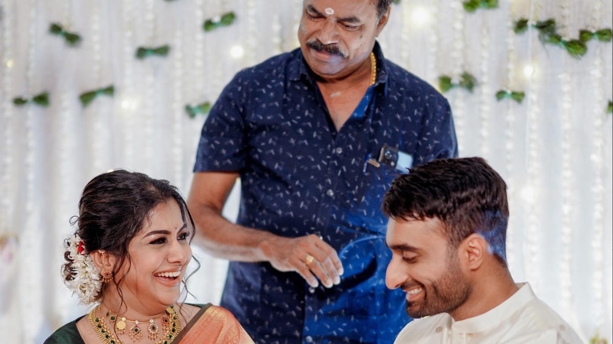 Pics: Malayalam Actress Meera Nandan Engaged To Businessman Sreeju - Vimarsana News