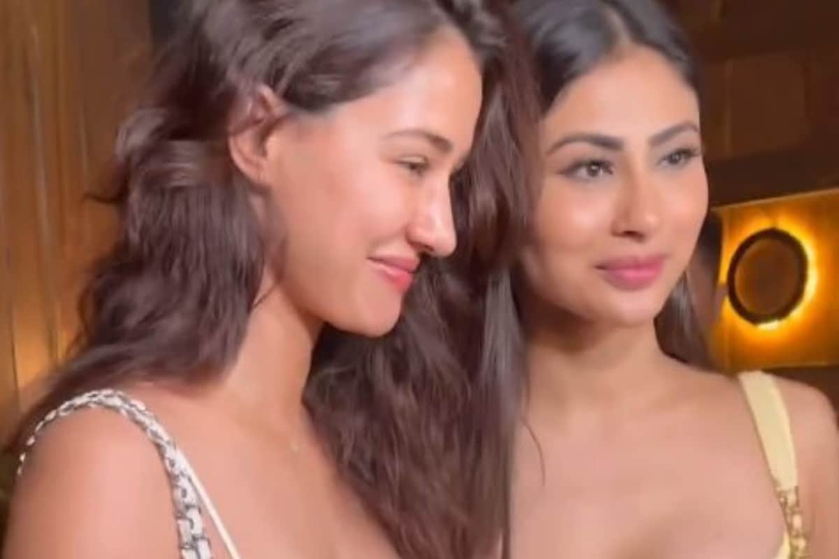 Mouni Roy Xnxx - Disha Patani And Mouni Roy Are The Gorgeous Best Friends And This Video Is  Proof - News18