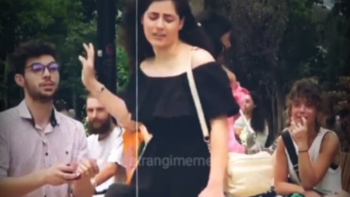 Watch: Boy’s Romantic Proposal In Front Of Public Ends In Rejection – News18