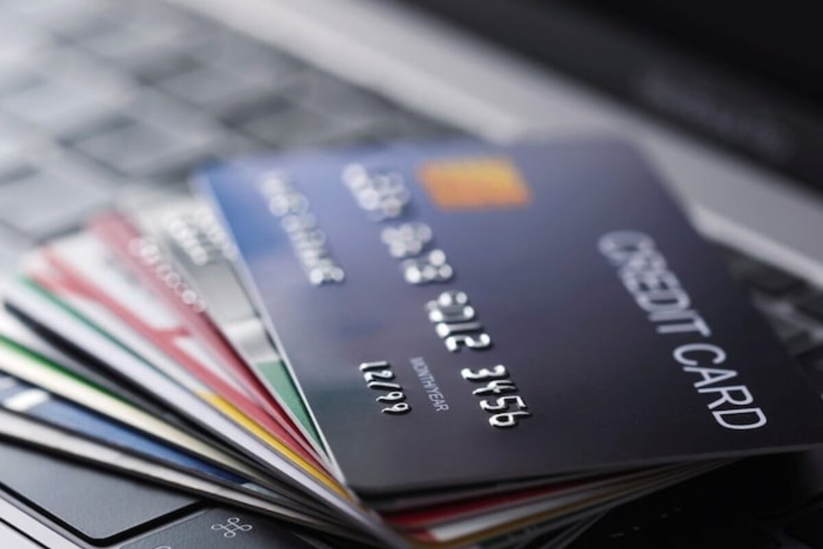 How You Can Save Money This Festive Season By Using Credit Cards