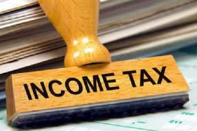 income tax, old tax regime, income tax saving, taxable income, income tax slabs