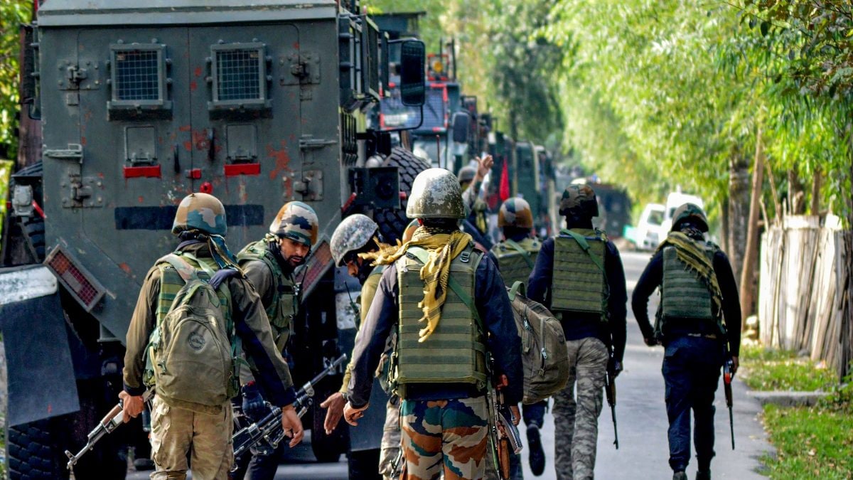 News18 Afternoon Digest: 2 Terrorists Killed in J&K Encounter; Nipah Virus Alert and Other Top Stories – News18