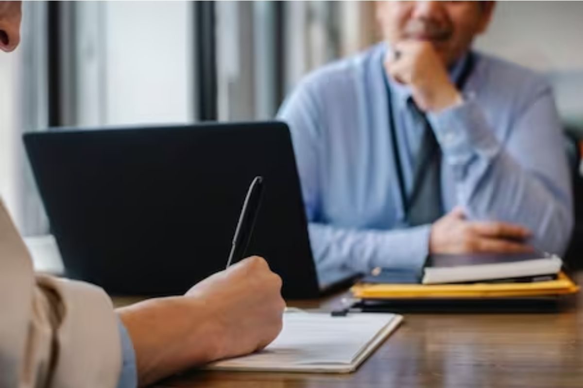 IT Giants Like TCS, Infosys May Cut Fresher’s Hiring By 30% in FY 2024: Report