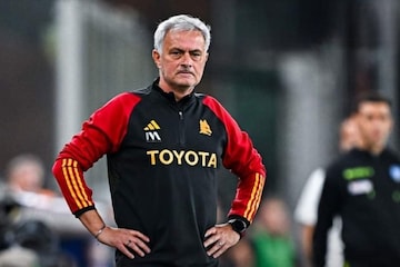 Jose Mourinho's Bizarre Comments as Roma Suffer 4-1 Defeat to Genoa