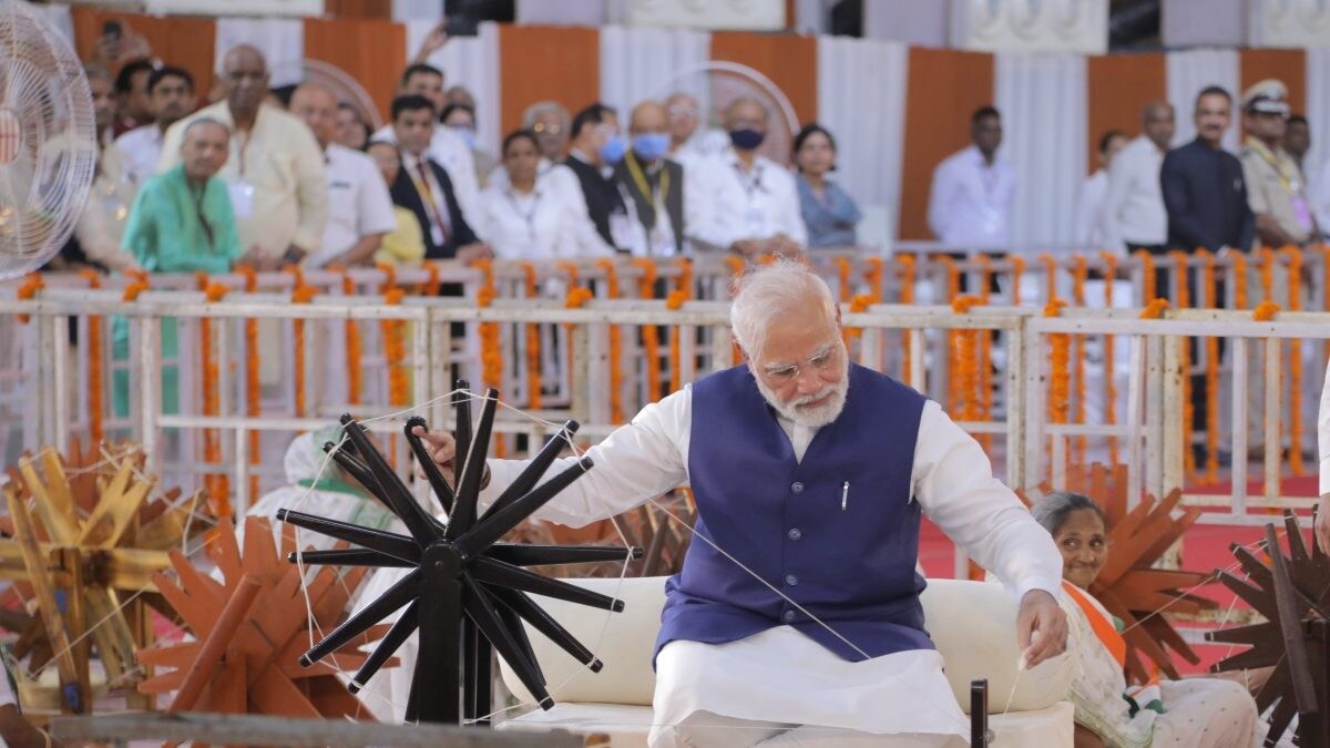Opinion | How Narendra Modi Has Taken Gandhi's Khadi Dream to New Heights - Vimarsana News