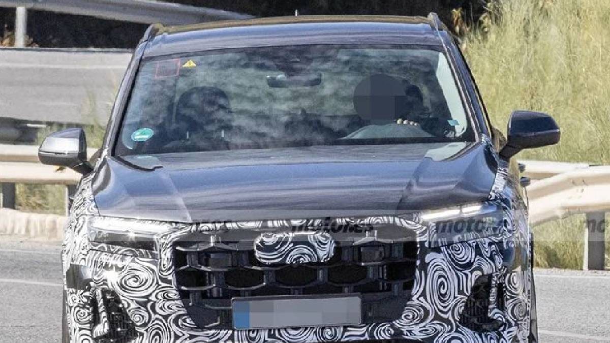 2024 Audi Q7 Spotted Testing, To Come With Fresh Grille Design