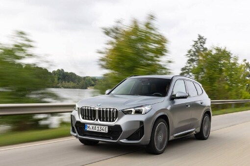BMW iX Electric SUV Aims For 1000 km Range Through New Battery Tech ...