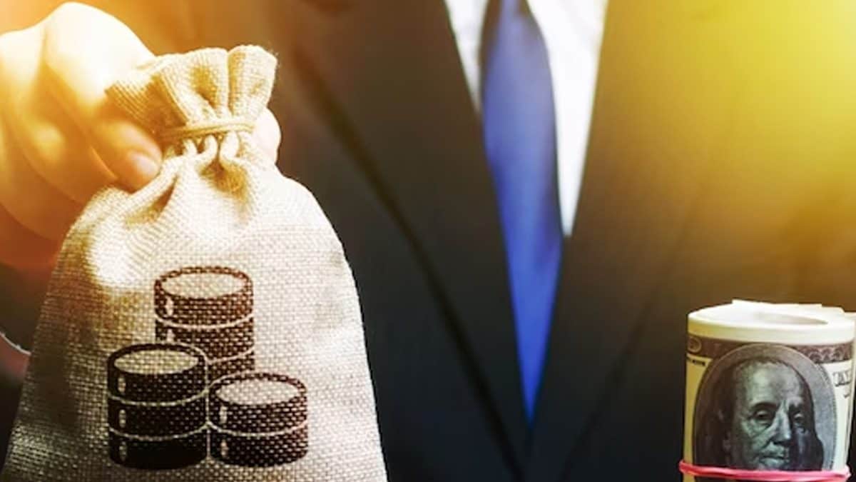 Mutual Funds Investment: Is Redemption Better Than Switching To Another ...